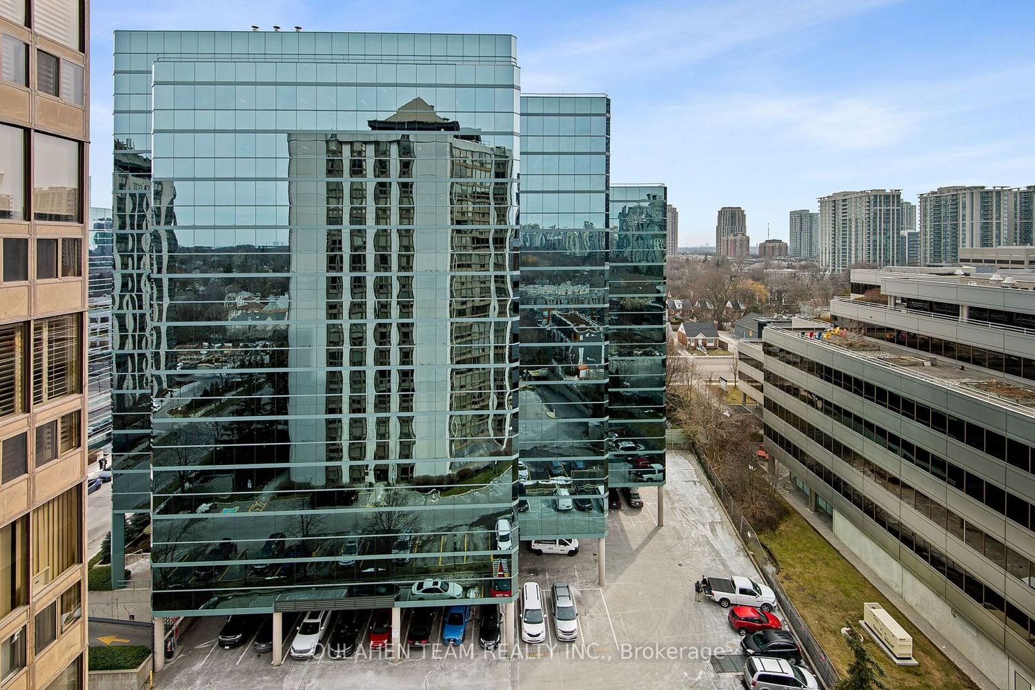 10 Kenneth Ave, unit 1402 for sale - image #30