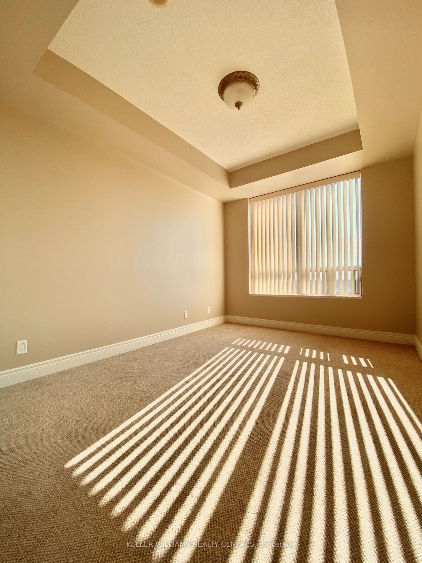 1 Clairtrell Rd, unit 1005 for rent - image #10