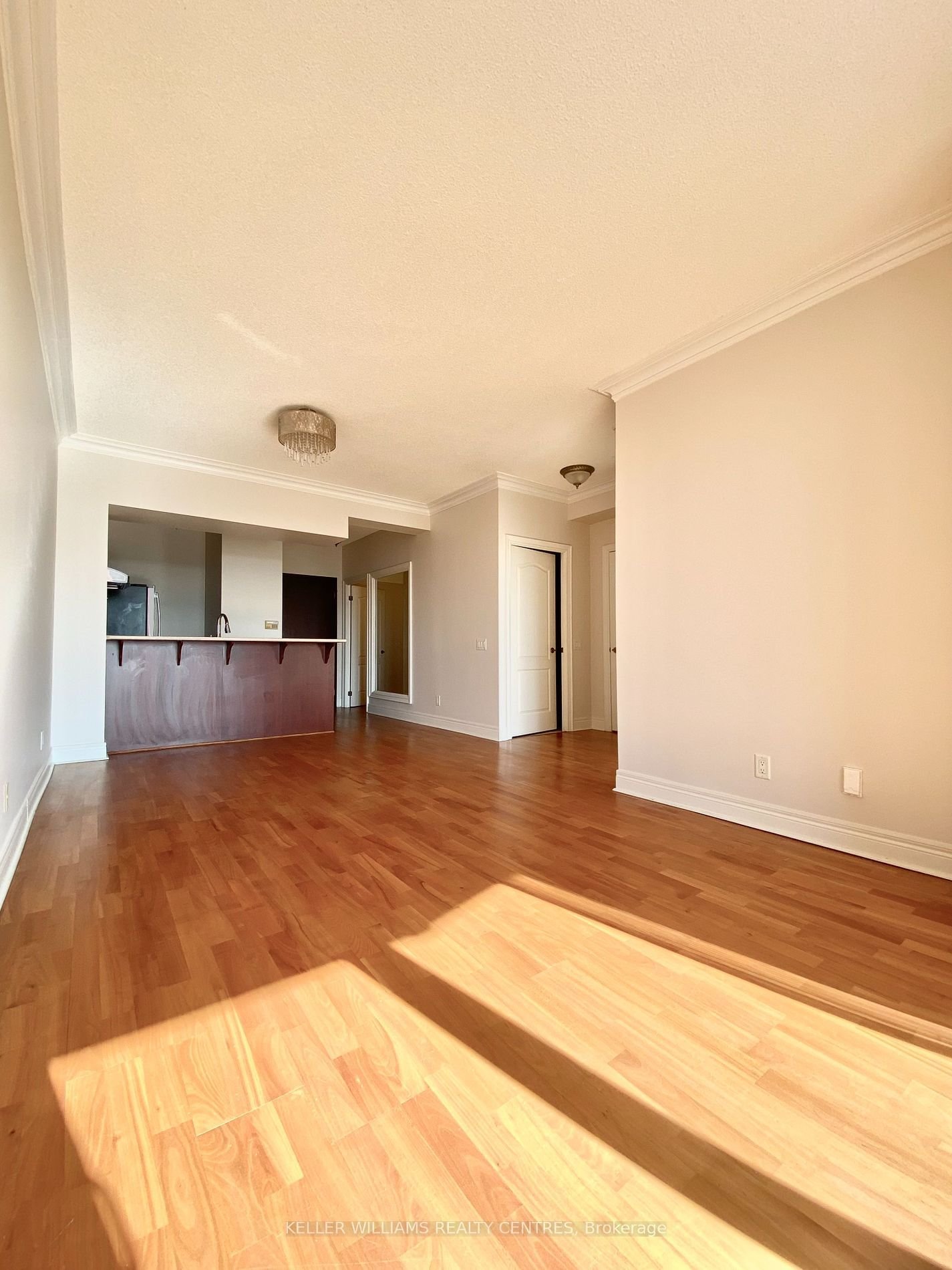 1 Clairtrell Rd, unit 1005 for rent - image #9