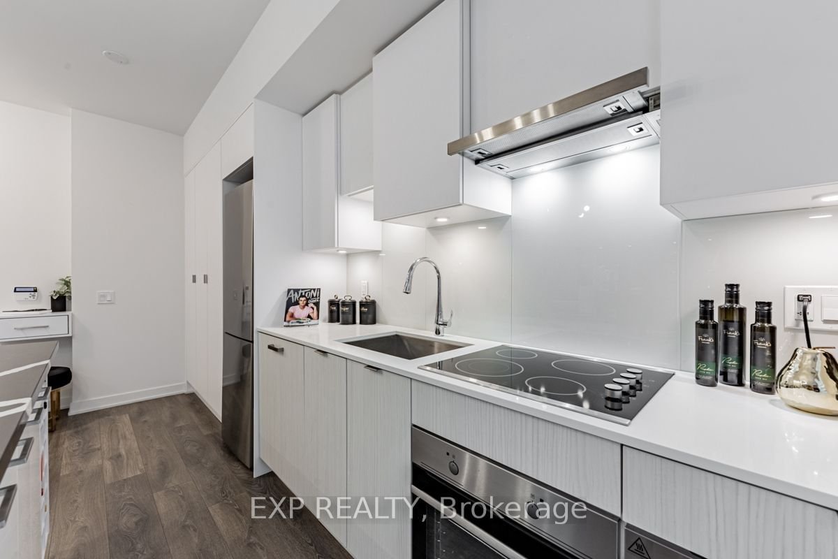 195 Redpath Ave, unit Th01 for sale - image #8