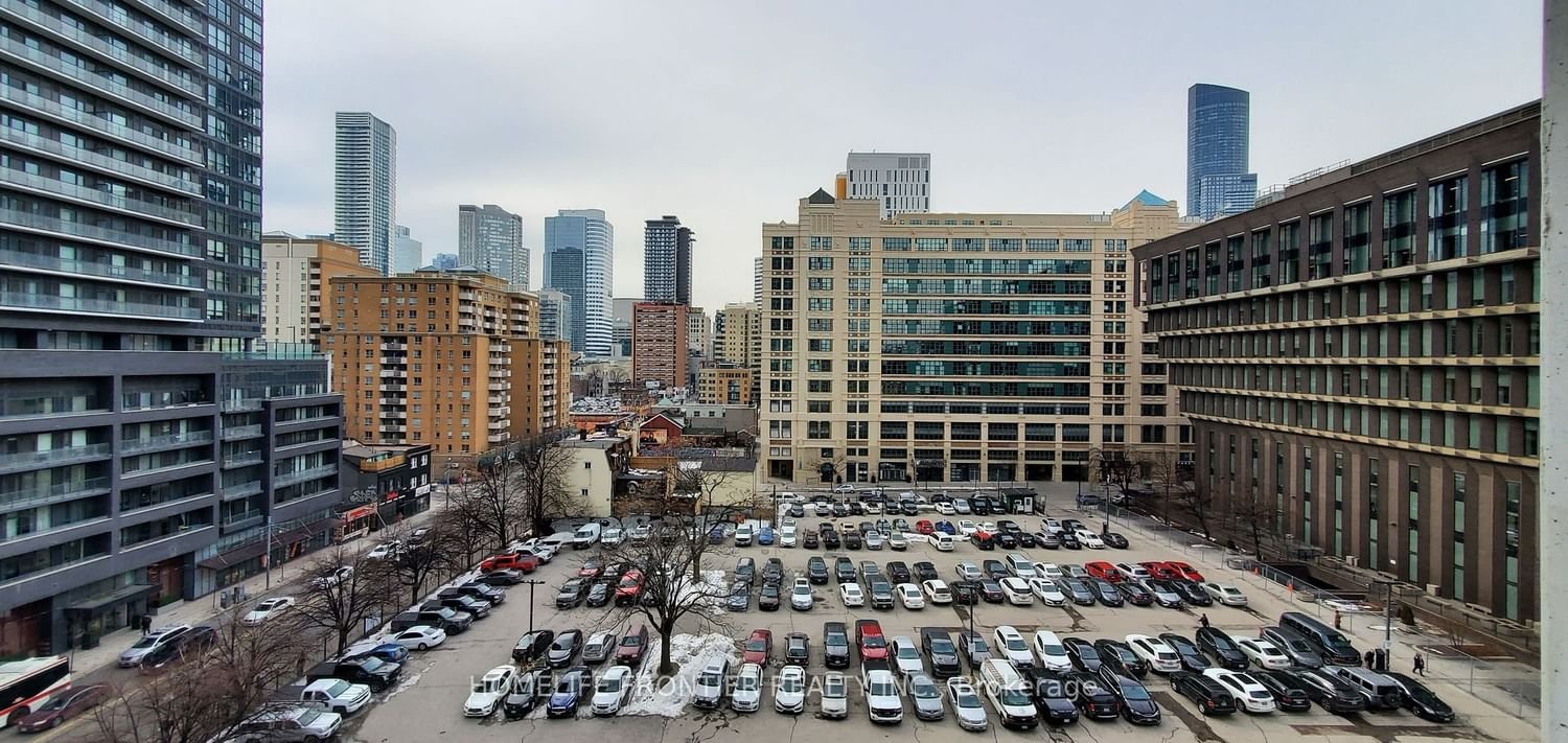 251 Jarvis St, unit 732 for rent - image #14