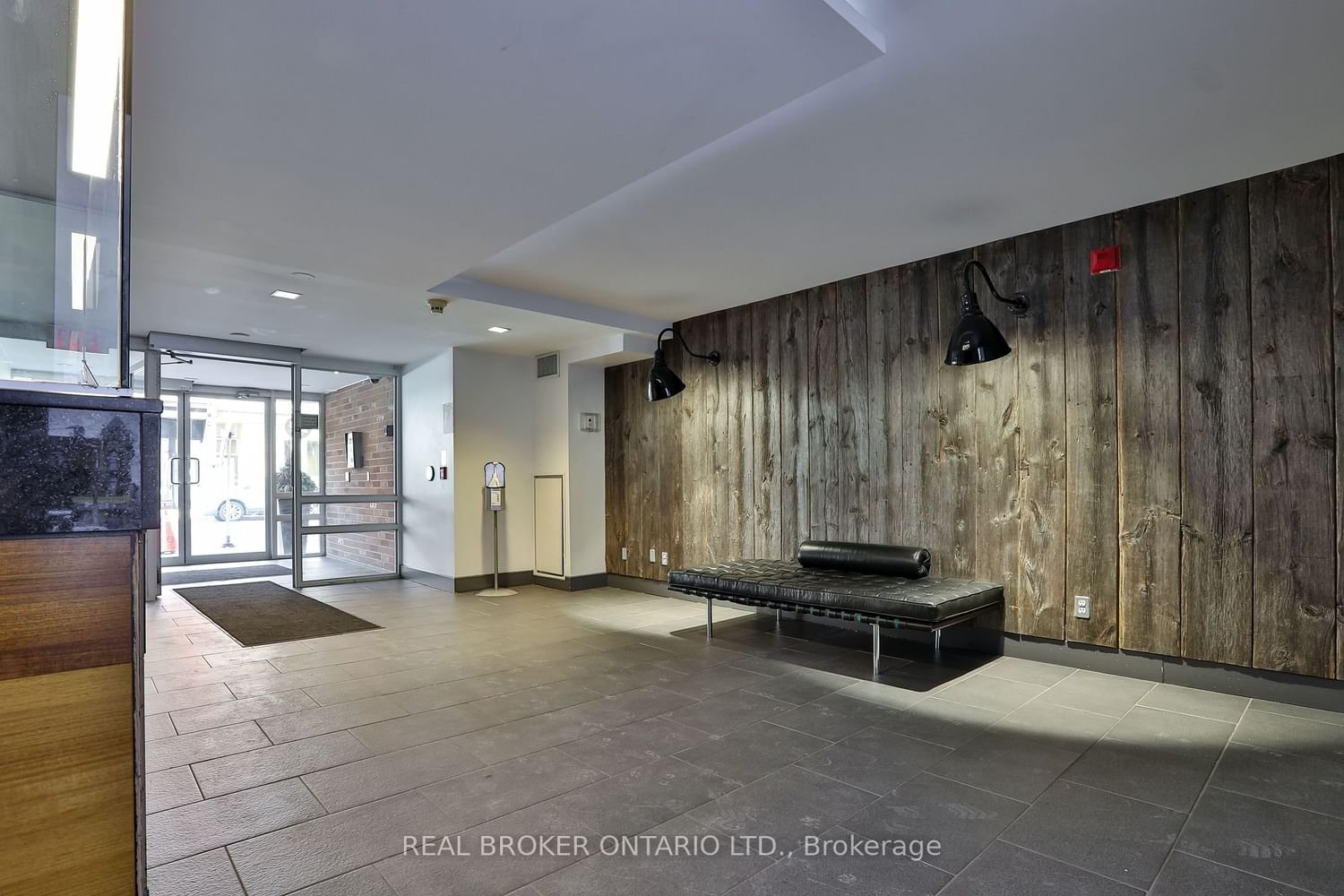 955 Queen St W, unit 317 for rent - image #14