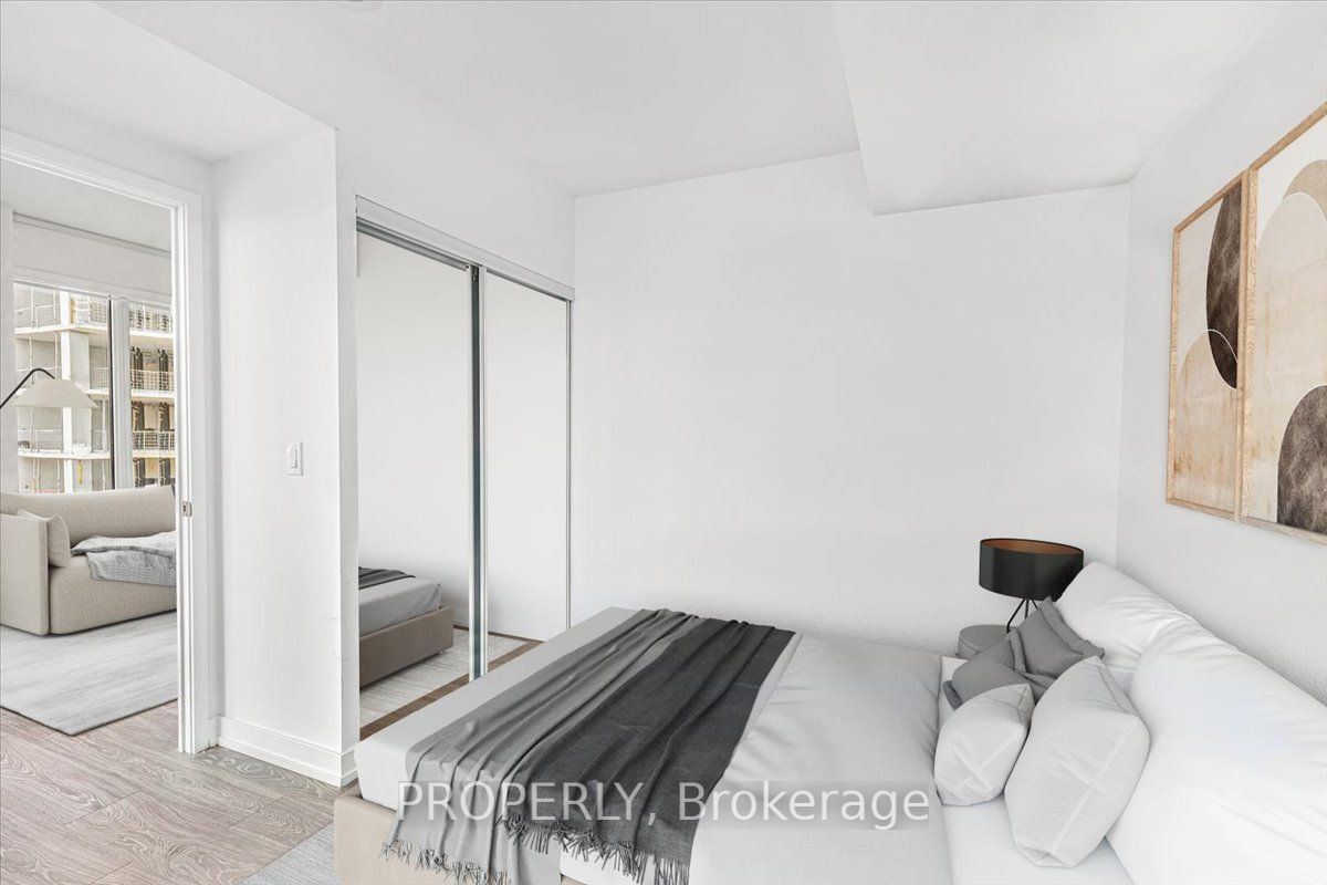 19 Western Battery Rd, unit 322 for sale - image #6