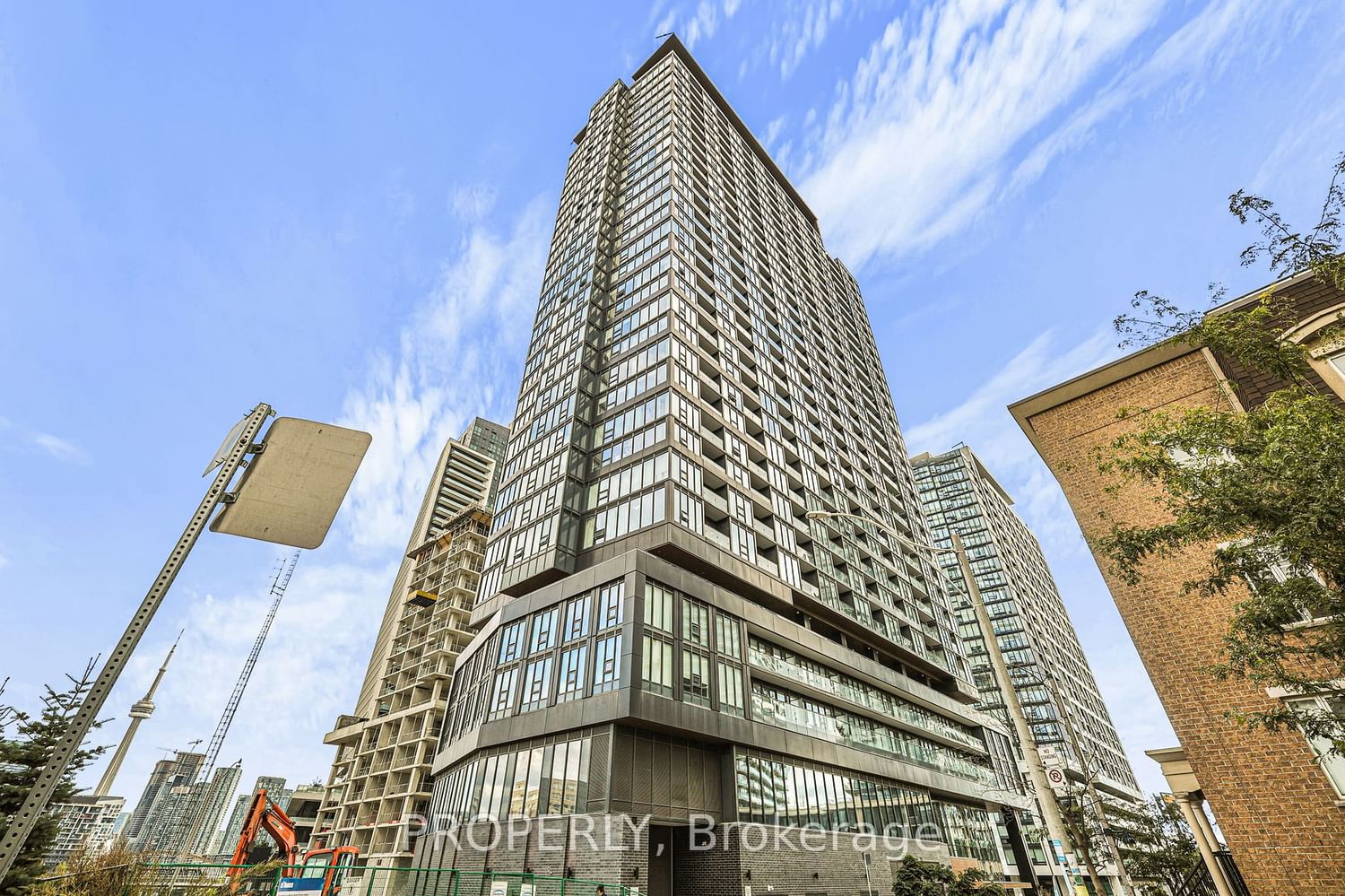 19 Western Battery Rd, unit 322 for sale - image #8