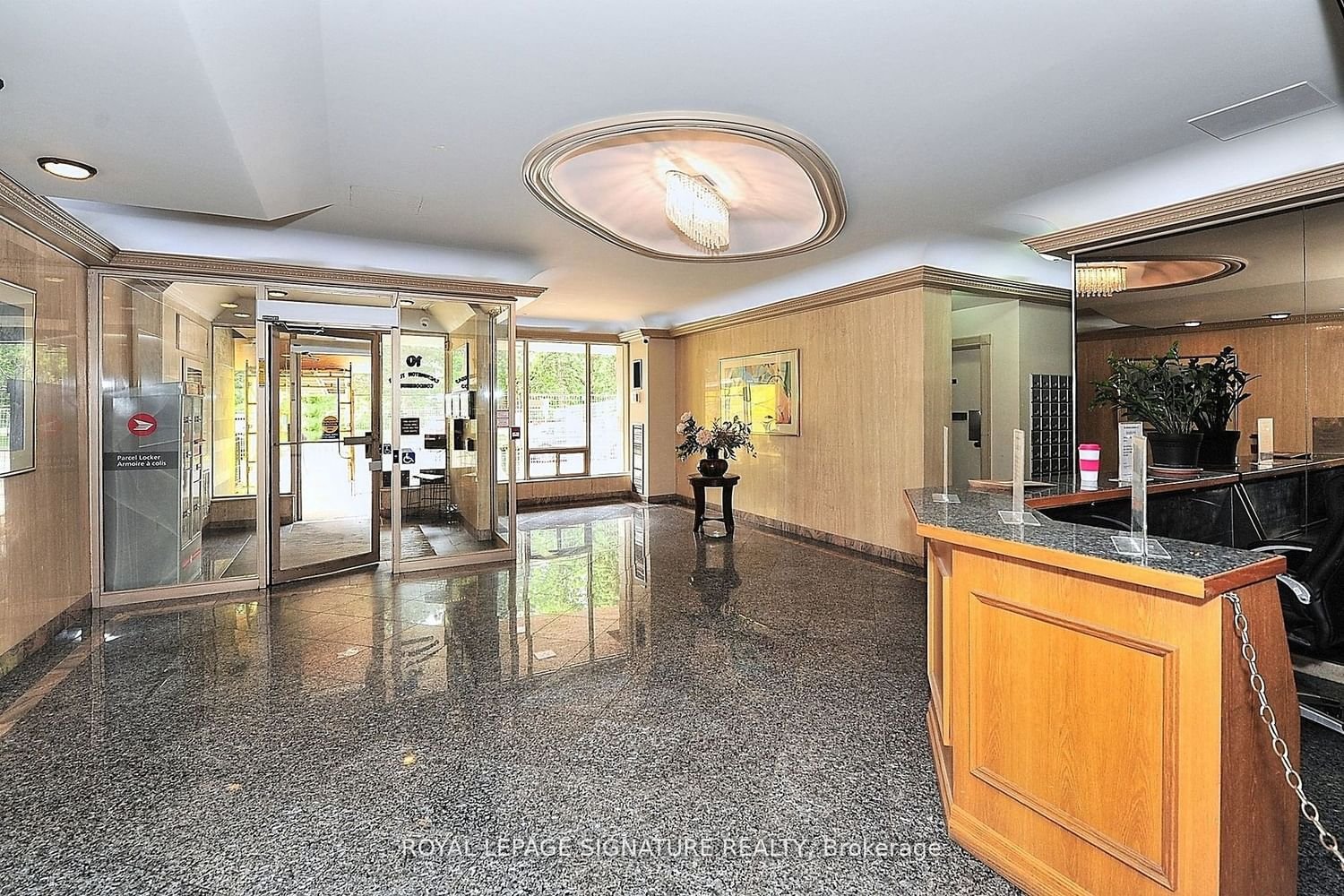 10 Tangreen Crt, unit 702 for sale - image #3