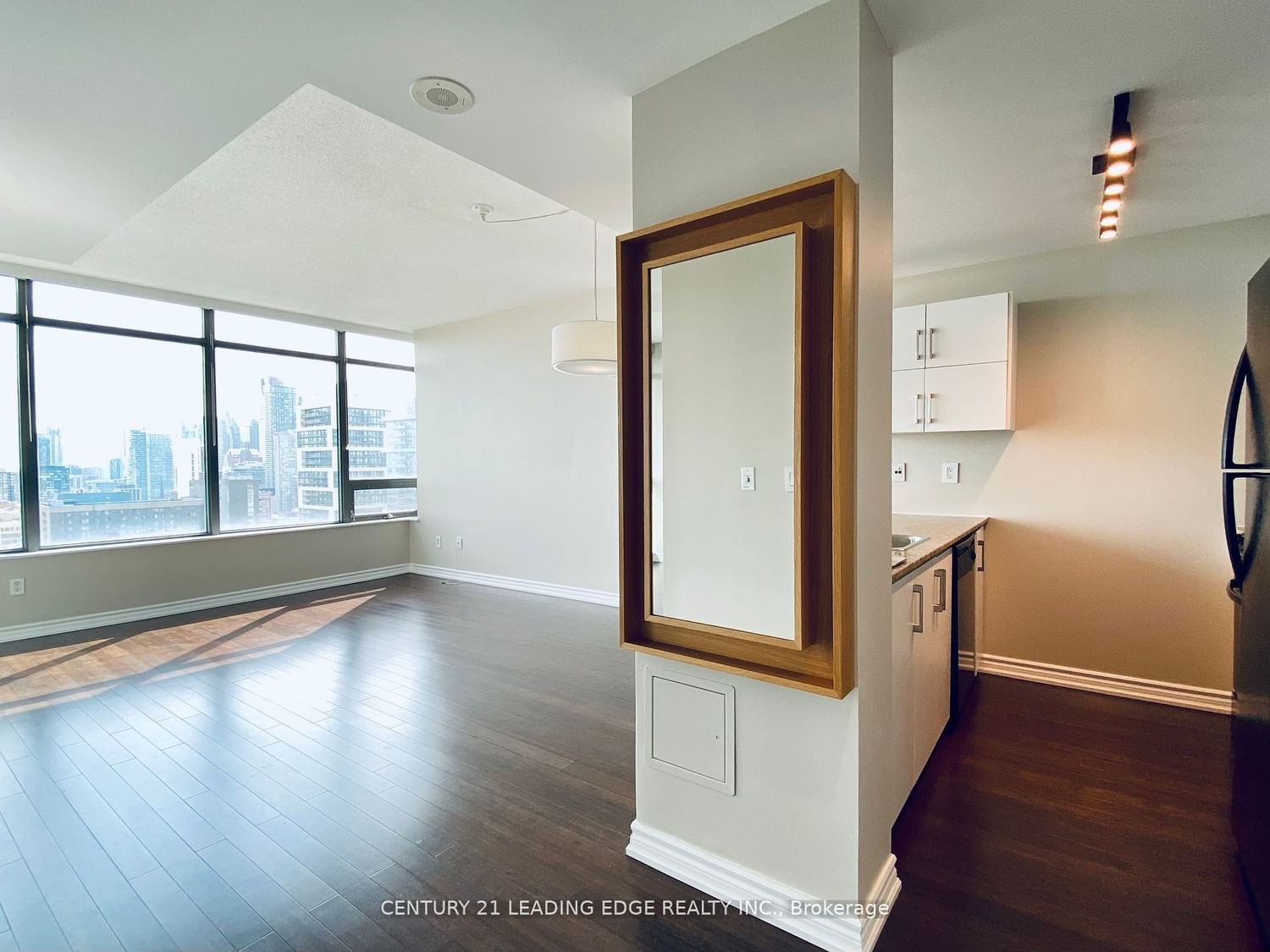 281 Mutual St, unit 2402 for sale - image #10