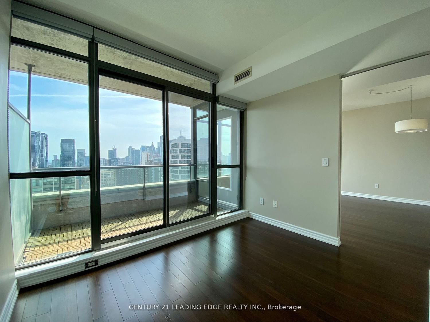 281 Mutual St, unit 2402 for sale - image #13