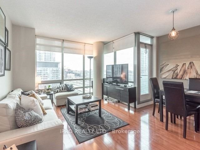 81 Navy Wharf Crt, unit 2008 for rent - image #1