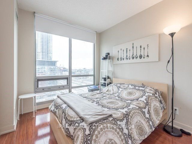 81 Navy Wharf Crt, unit 2008 for rent - image #10