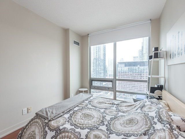 81 Navy Wharf Crt, unit 2008 for rent - image #11