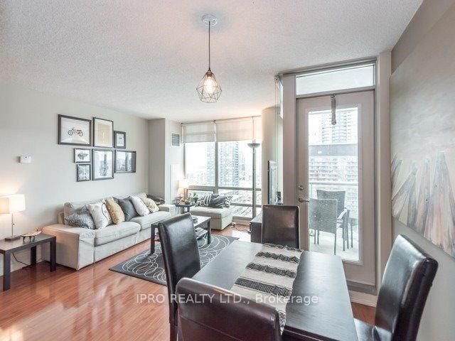 81 Navy Wharf Crt, unit 2008 for rent - image #8