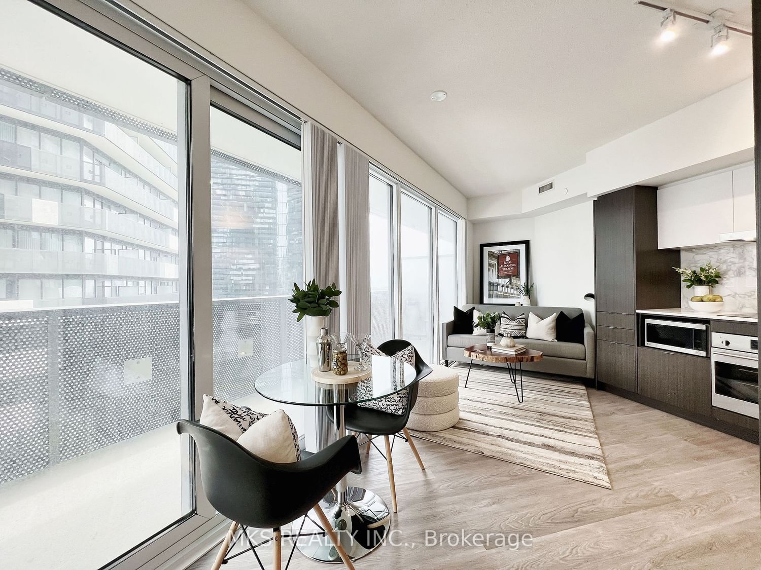 55 Cooper St, unit 1908 for sale