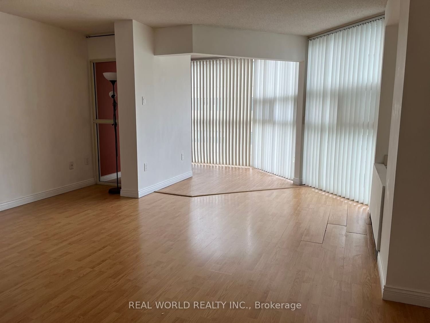 705 King St W, unit 1406 for rent - image #7