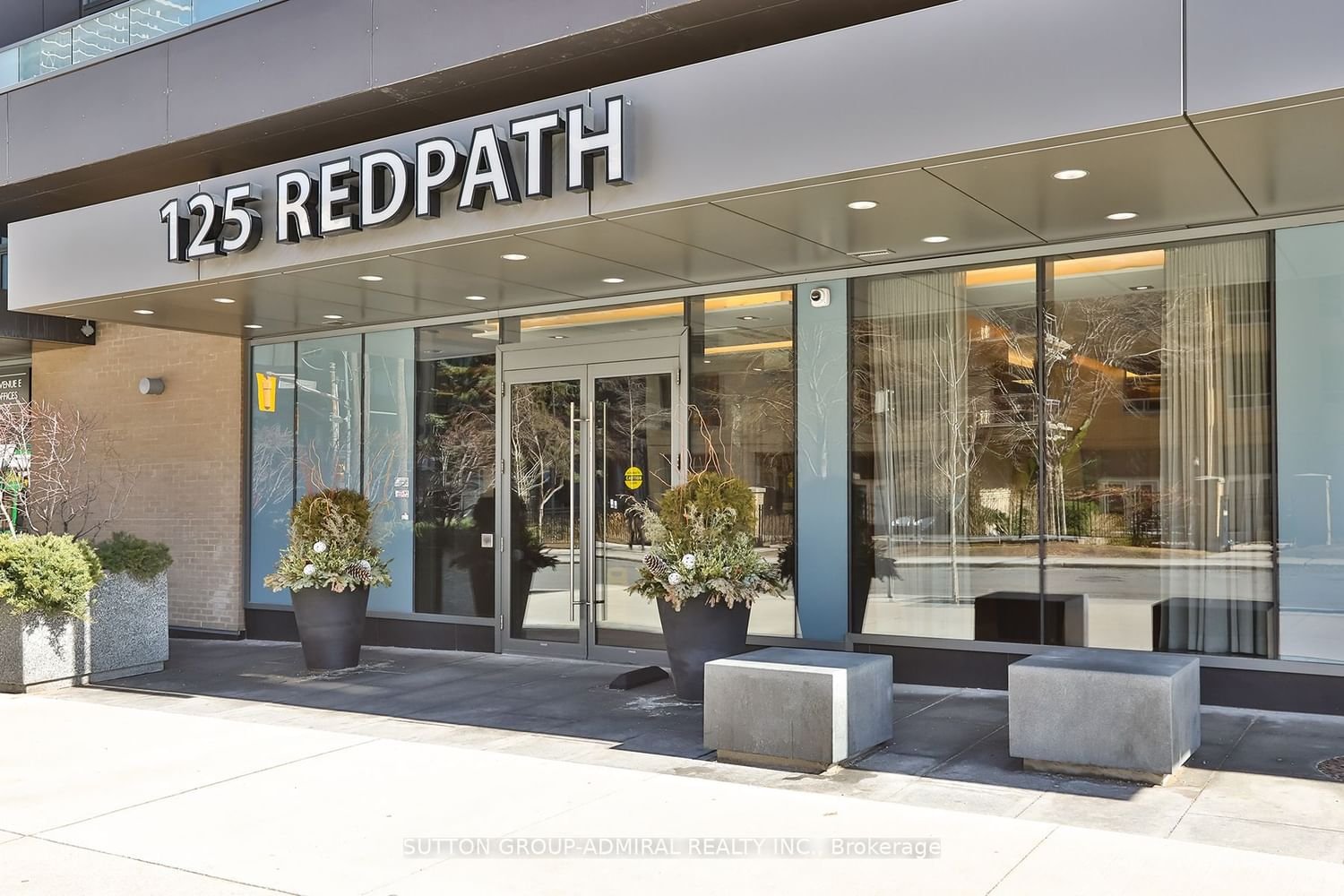 125 Redpath Ave, unit 2704 for sale - image #2