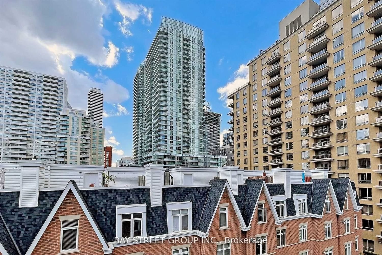 106 Redpath Ave, unit 12 for rent - image #23