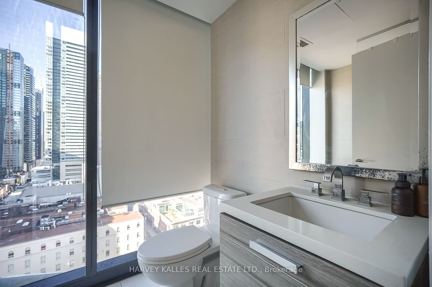 224 King St W, unit 1507 for rent - image #17