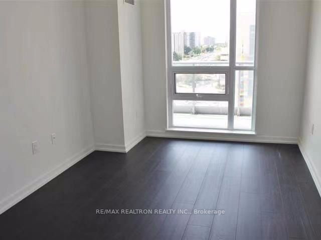 66 Forest Manor Rd, unit 904 for rent - image #3
