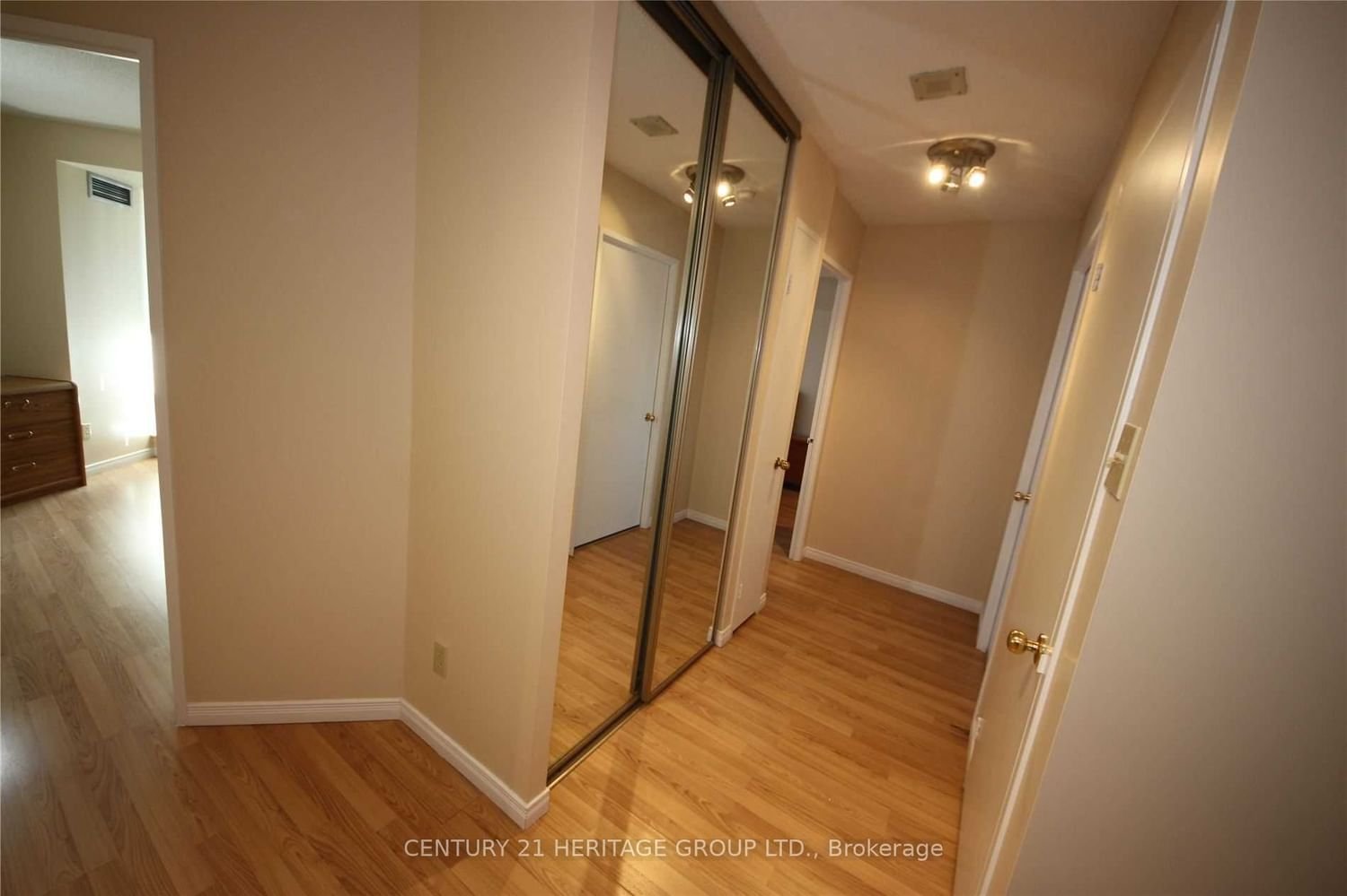 1101 Steeles Ave W, unit 909 for rent - image #4