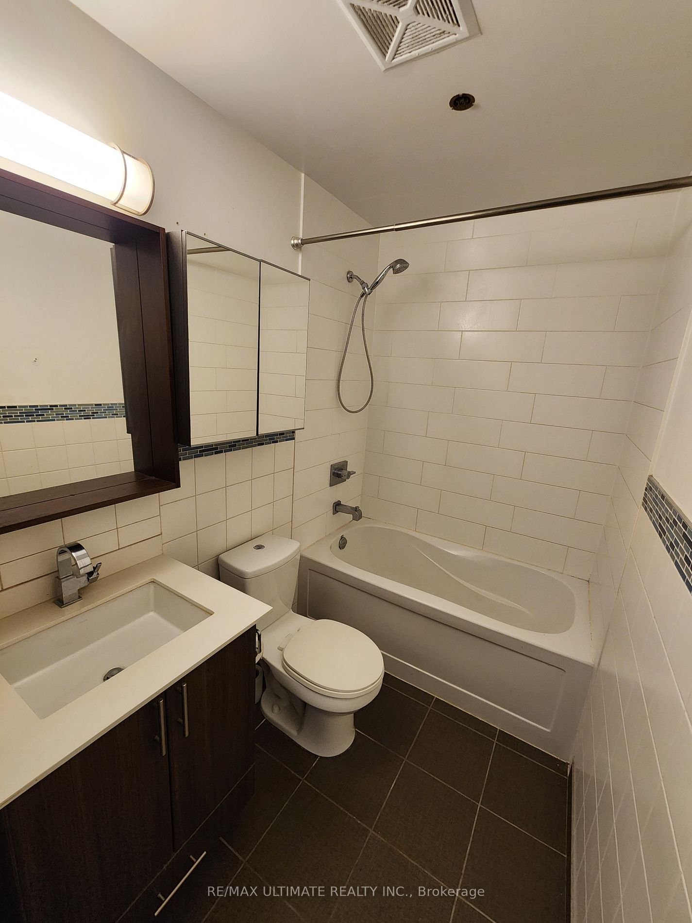 225 Sackville Rd, unit 902 for rent - image #11