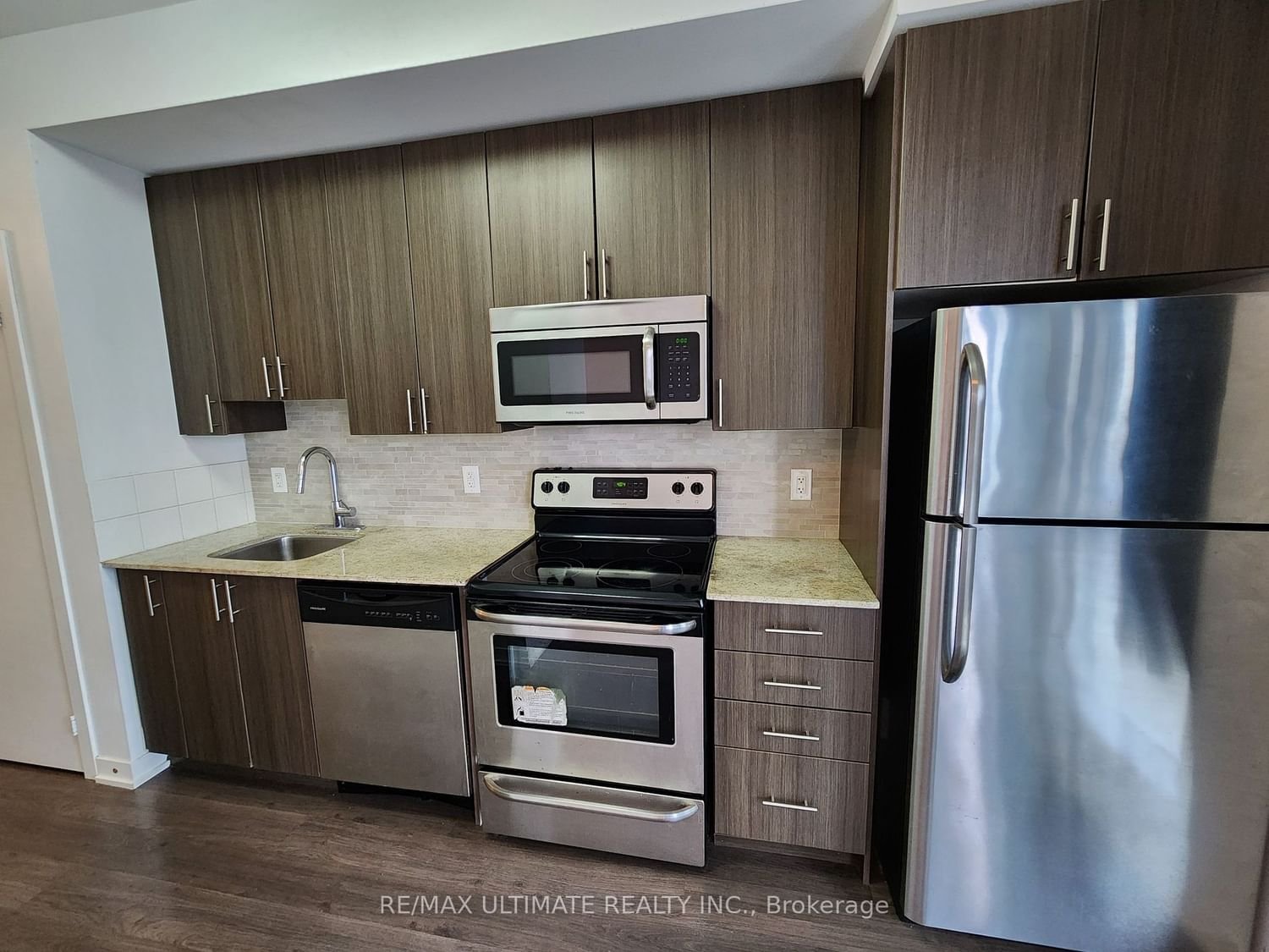 225 Sackville Rd, unit 902 for rent - image #4
