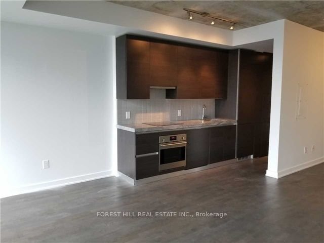 629 King St W, unit 1110 for rent - image #8