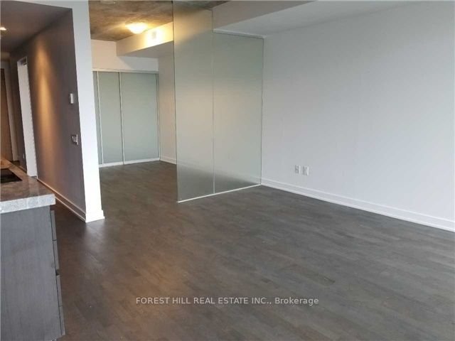 629 King St W, unit 1110 for rent - image #9