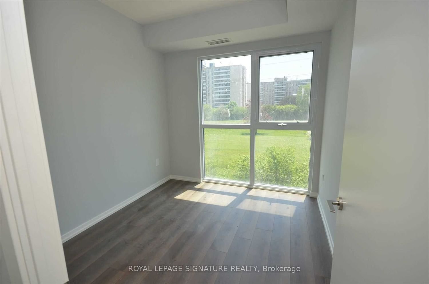 3237 Bayview Ave, unit Th104 for sale - image #7