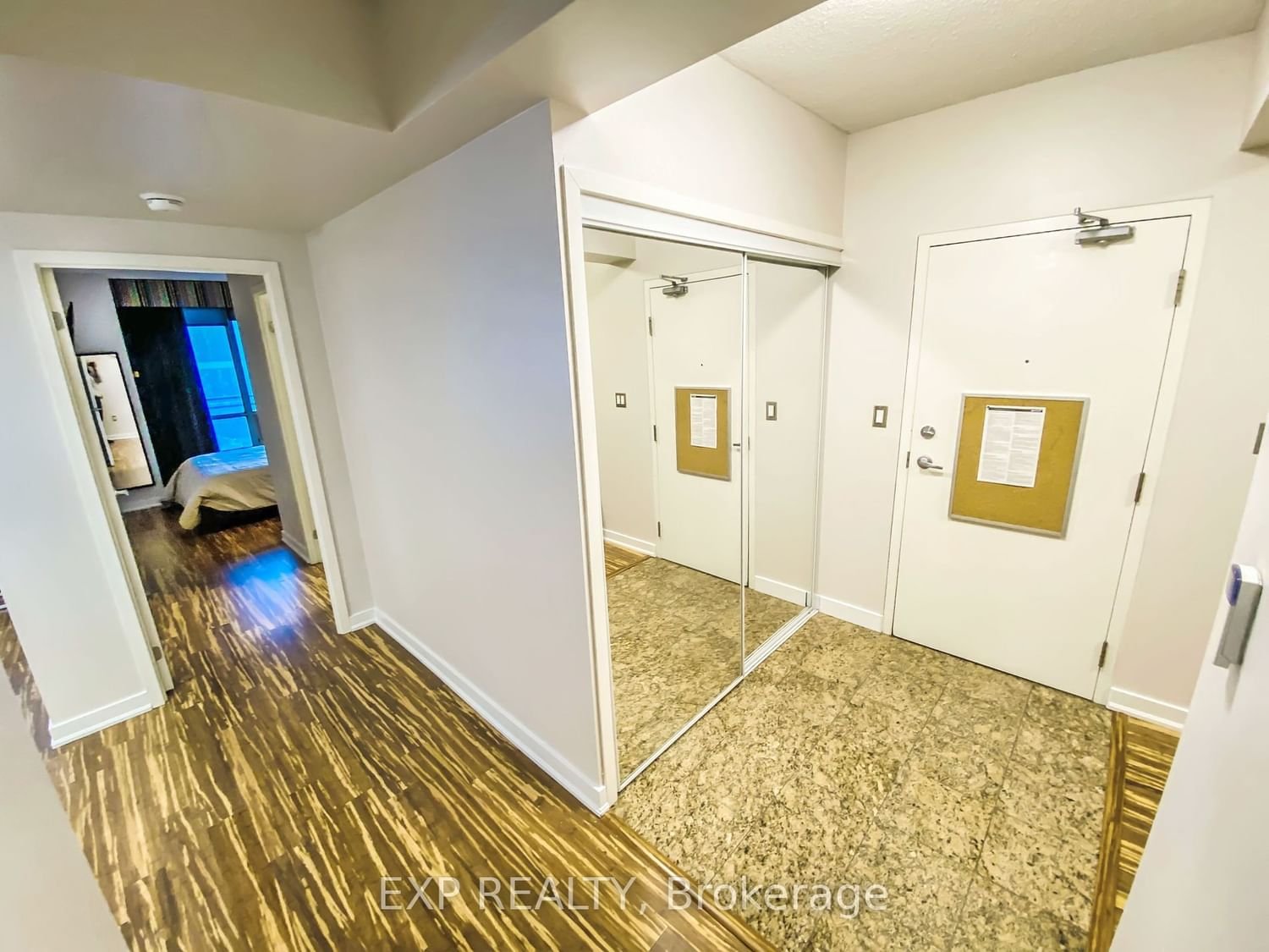 3 Navy Wharf Crt, unit 2208 for rent - image #8