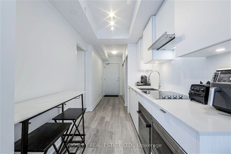 99 Broadway Ave, unit 3108 for rent - image #2