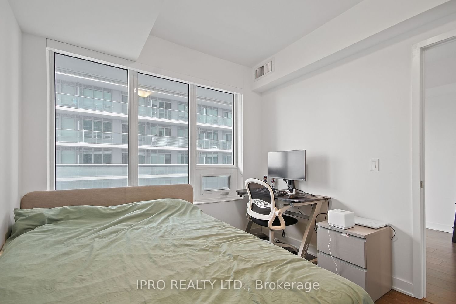 195 Redpath Ave, unit 2315 for rent - image #12