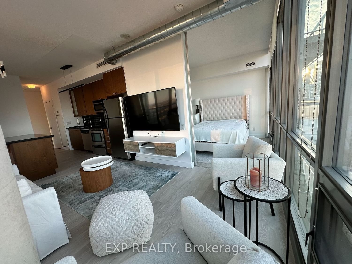 33 Mill St, unit 1102 for rent - image #3