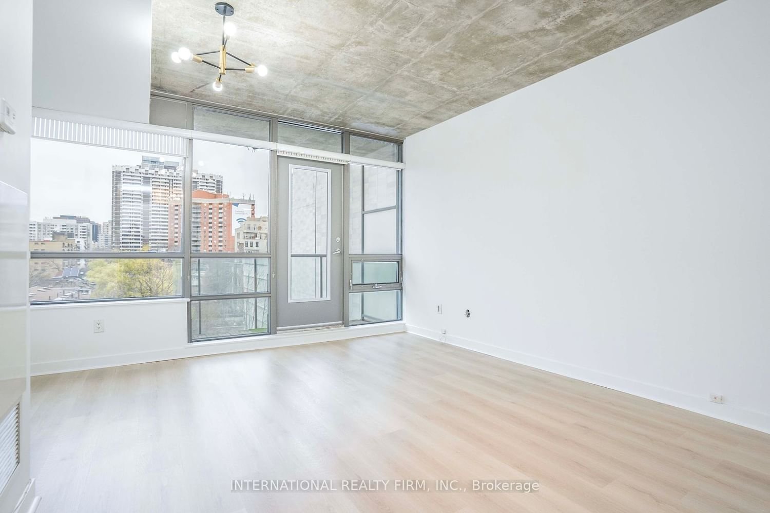 285 Mutual St, unit 706 for sale - image #14