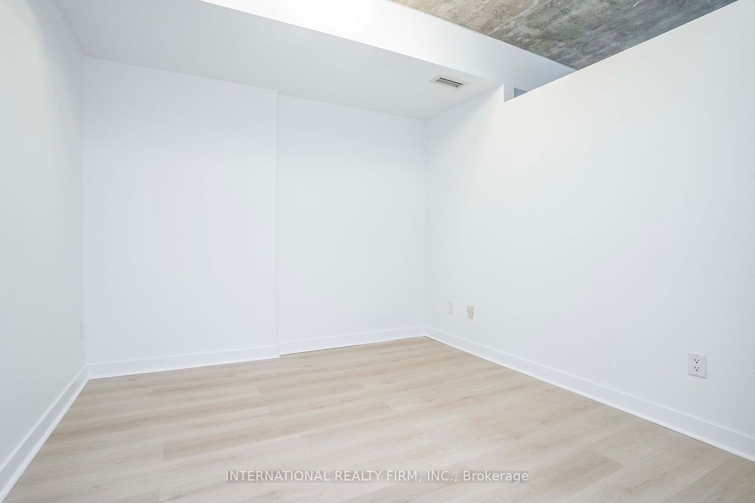 285 Mutual St, unit 706 for sale - image #19