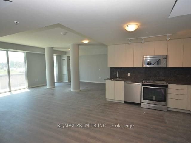 3237 Bayview Ave, unit Th103 for sale - image #4