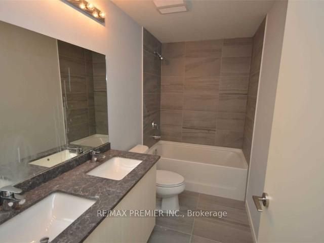 3237 Bayview Ave, unit Th103 for sale - image #7