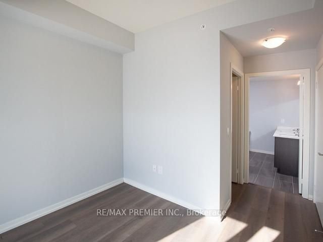 3237 Bayview Ave, unit Th101 for sale - image #12