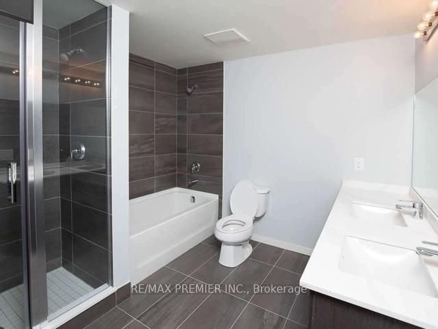 3237 Bayview Ave, unit Th101 for sale - image #13