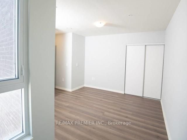 3237 Bayview Ave, unit Th101 for sale - image #14