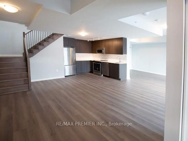 3237 Bayview Ave, unit Th101 for sale - image #2