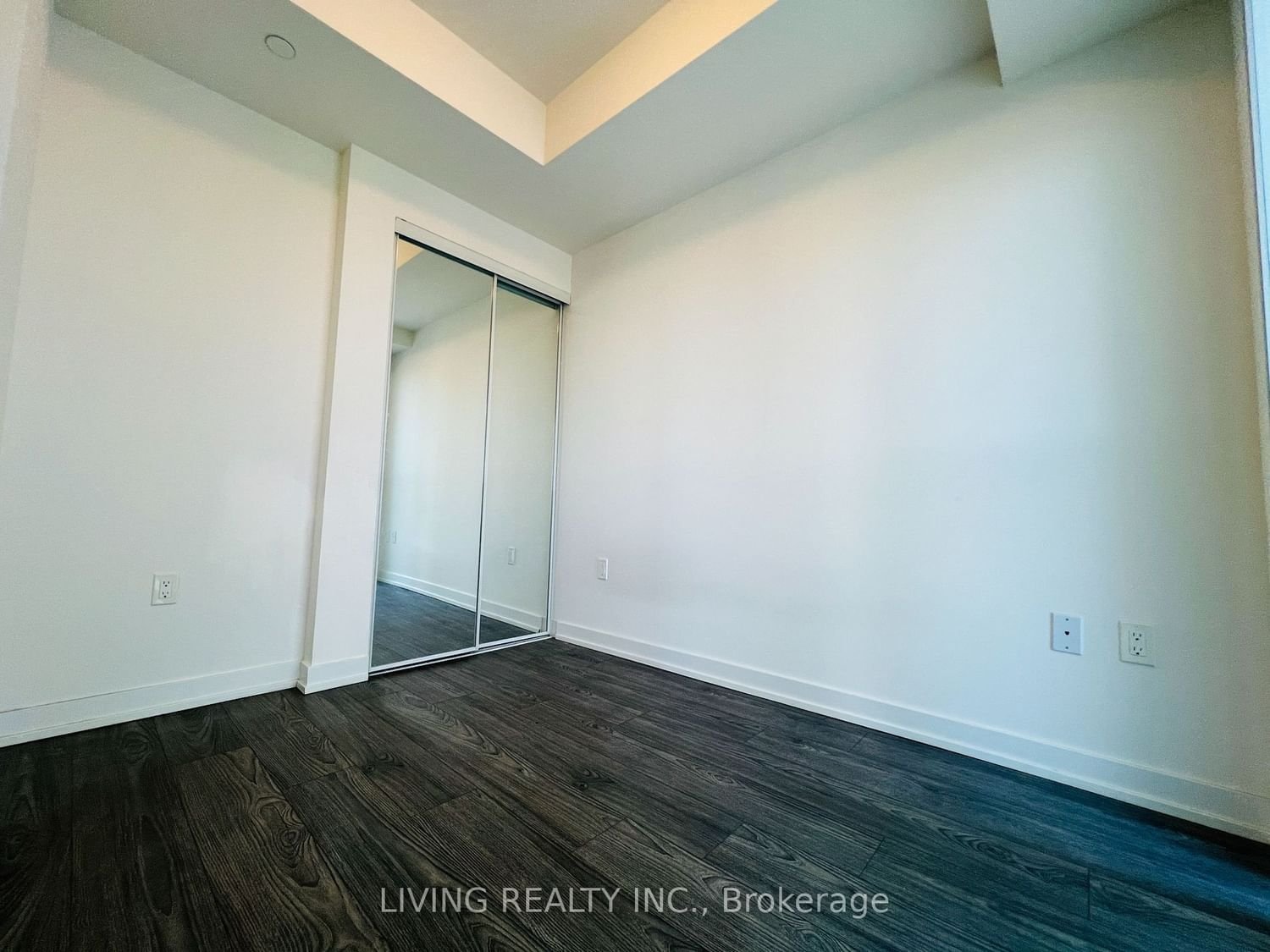 1 Yorkville Ave, unit 5010 for rent - image #7