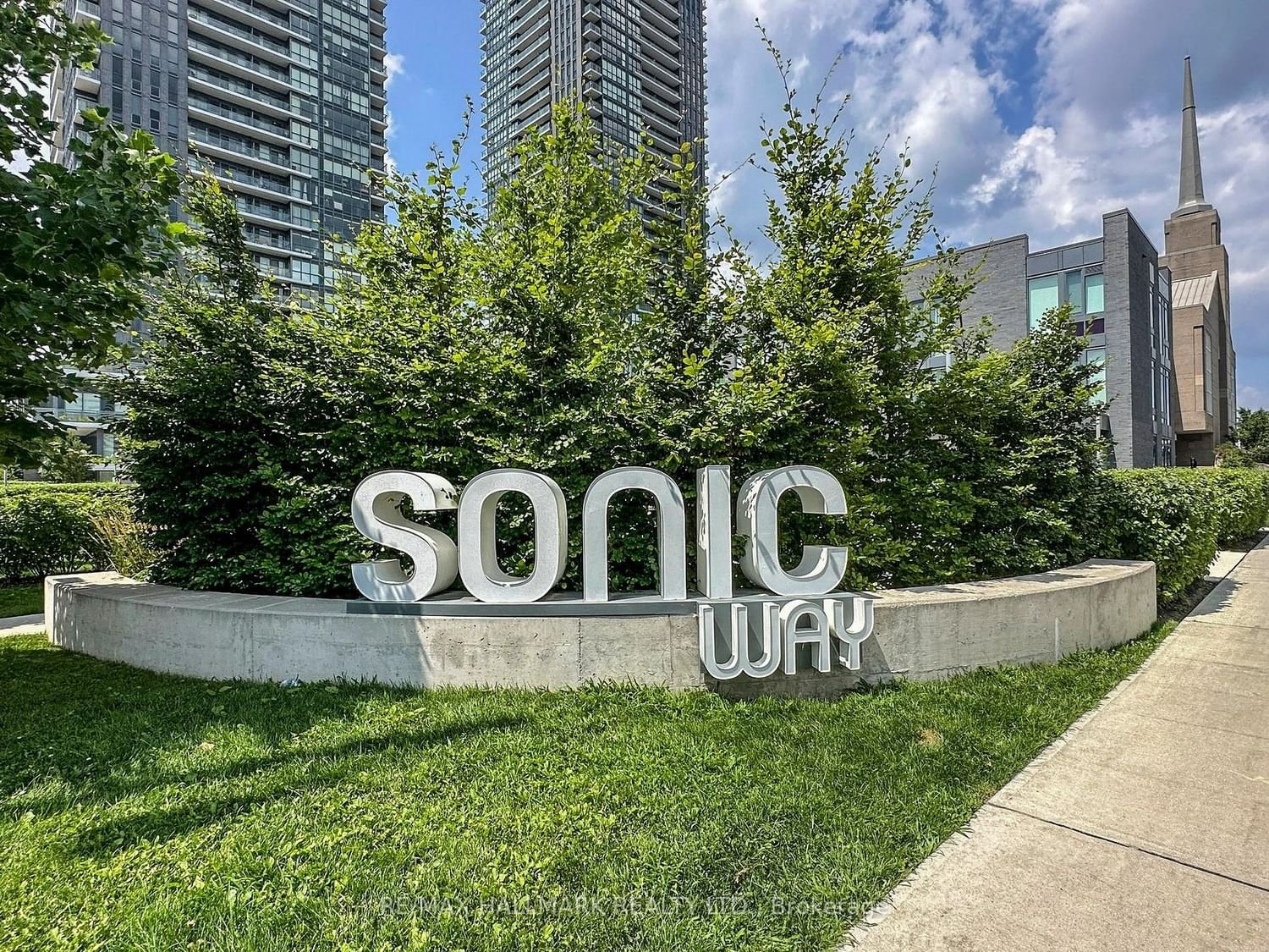 2 Sonic Way N, unit 402 for sale - image #2