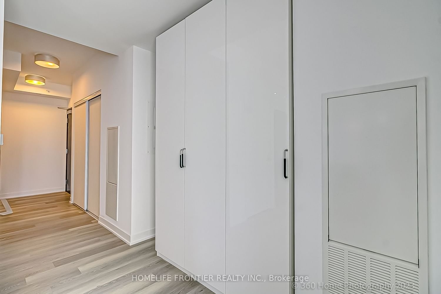 31 Tippett Rd, unit 731 for sale - image #22