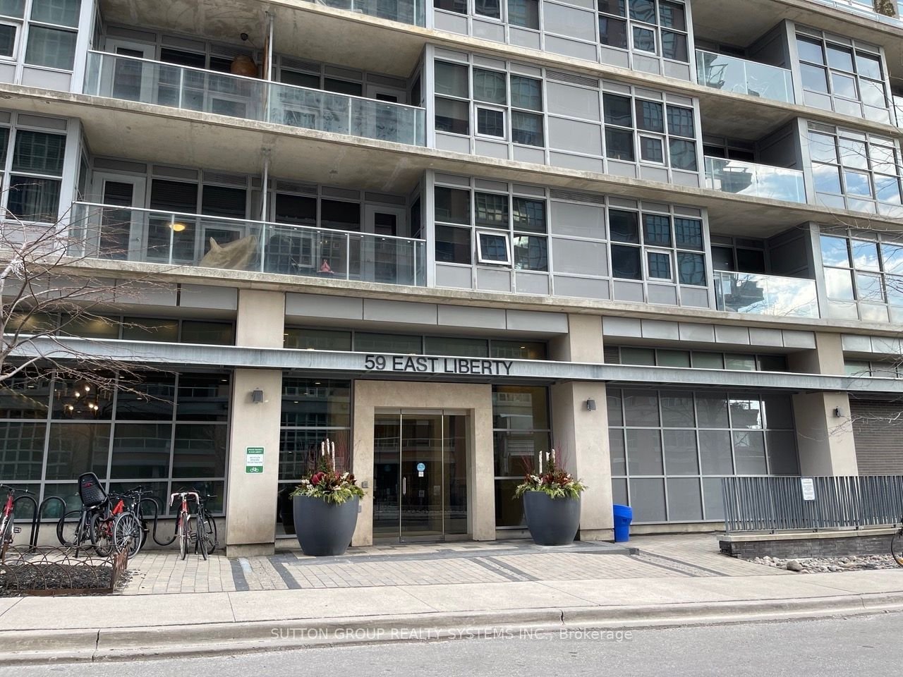 59 East Liberty St, unit 1102 for rent - image #2