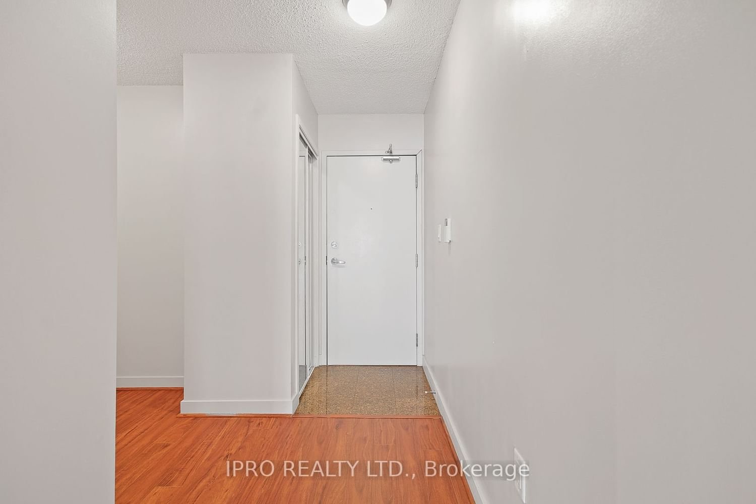 10 Navy Wharf Crt, unit 507 for rent - image #3