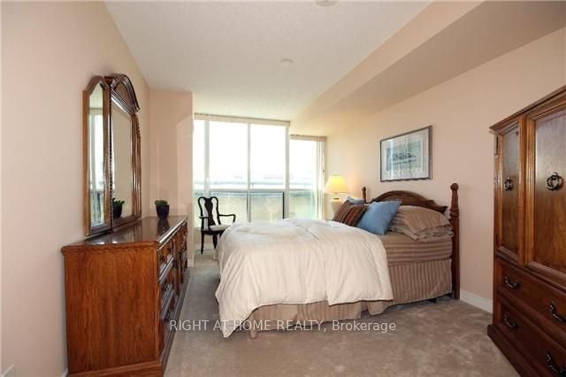51 Lower Simcoe St, unit 710 for rent - image #10