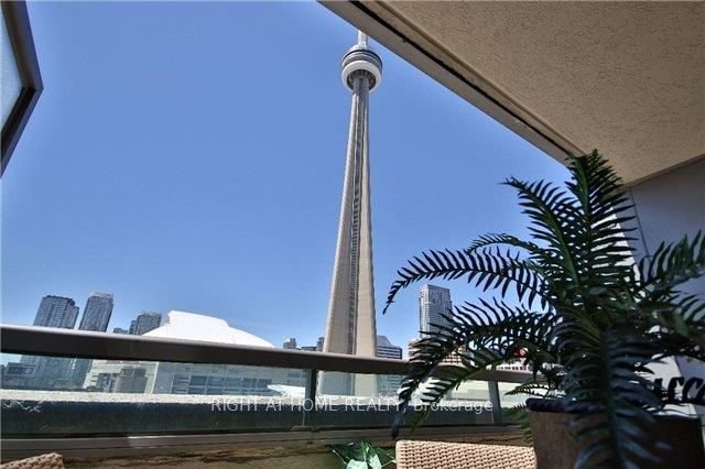 51 Lower Simcoe St, unit 710 for rent - image #22