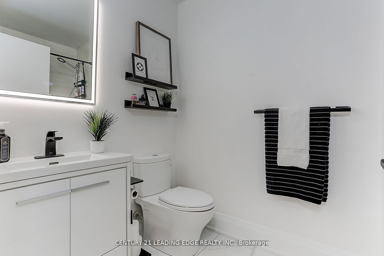 50 Forest Manor Rd, unit 101 for sale - image #5