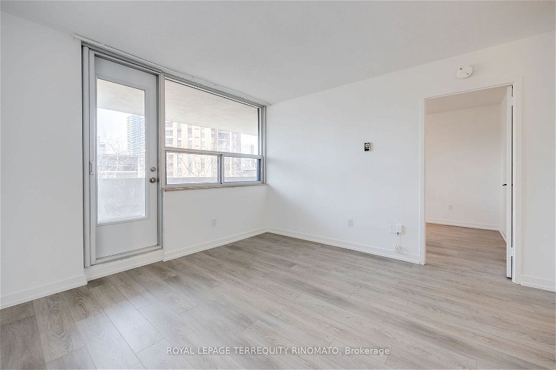 40 Homewood Ave, unit 709 for rent - image #1
