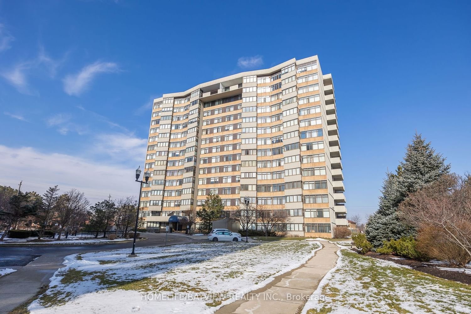 1201 Steeles Ave W, unit 1202 for sale - image #2