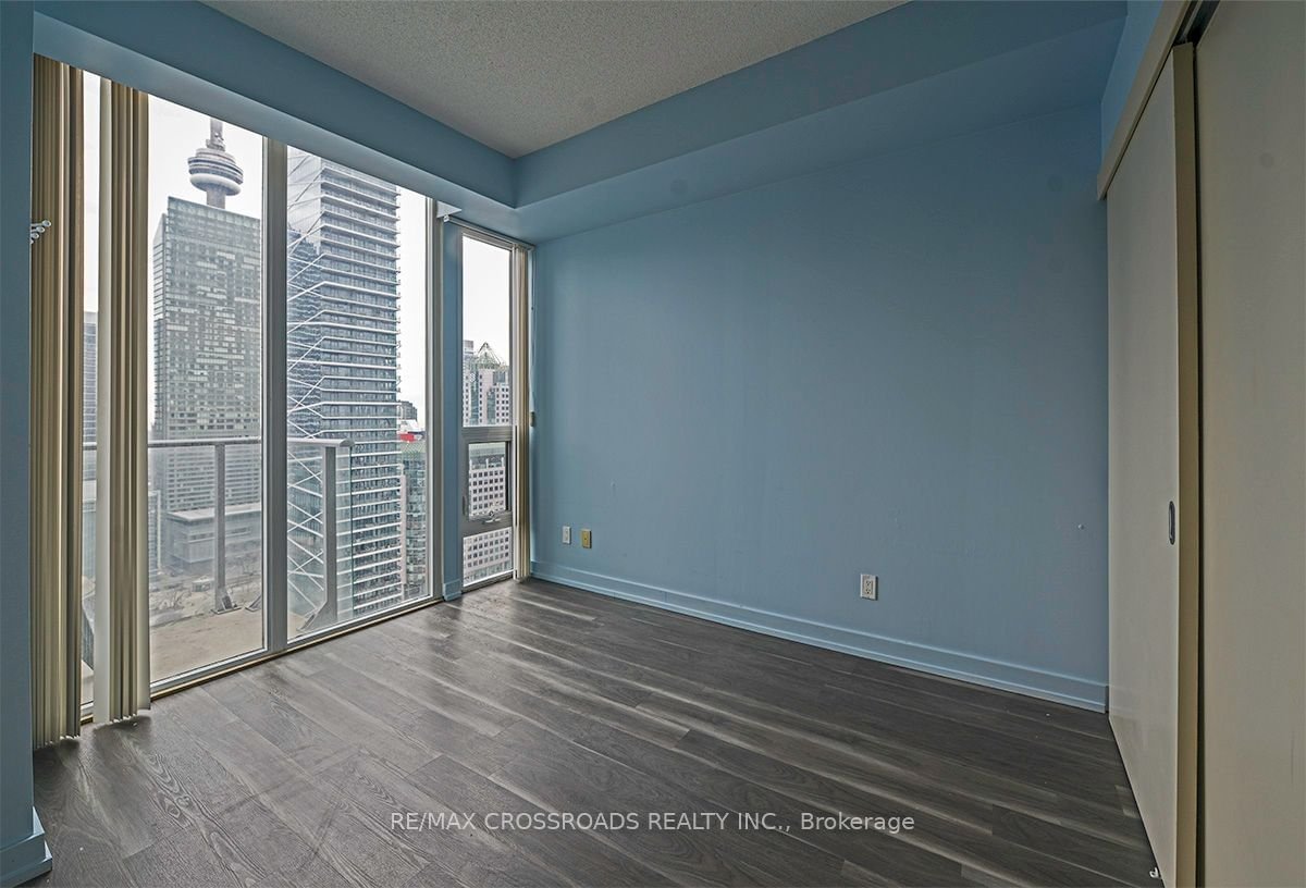 126 Simcoe St, unit 2709 for rent - image #10